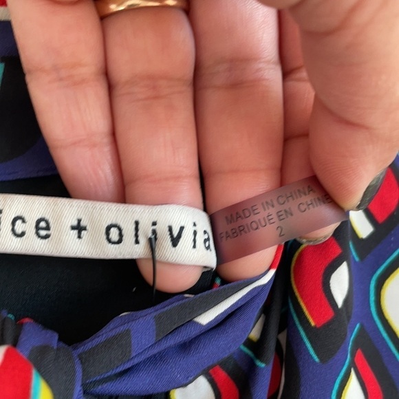 Alice+Olivia Karolina Blouson Sleeve Midi Dress in Mod Moon 2 - Picture 10 of 15